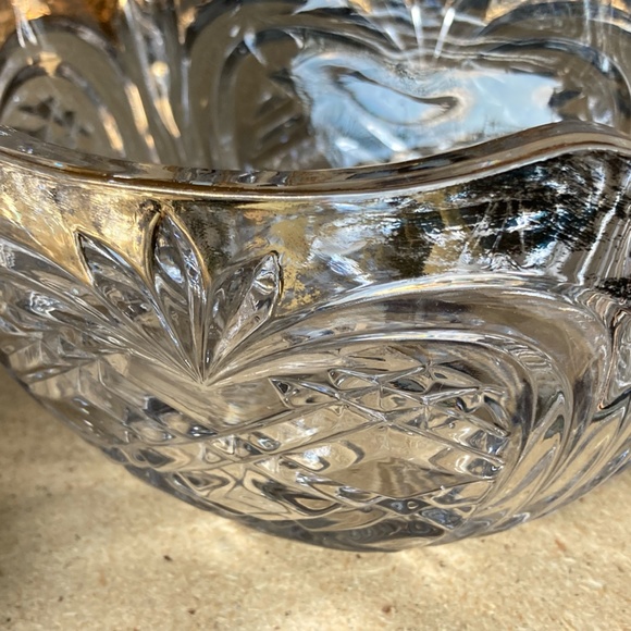 Lidded Cut Glass Dish decorative Holidays Home decor - Picture 6 of 6